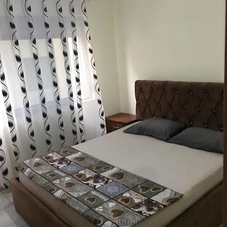 Shtepi Pushimi Me Qera Durrës